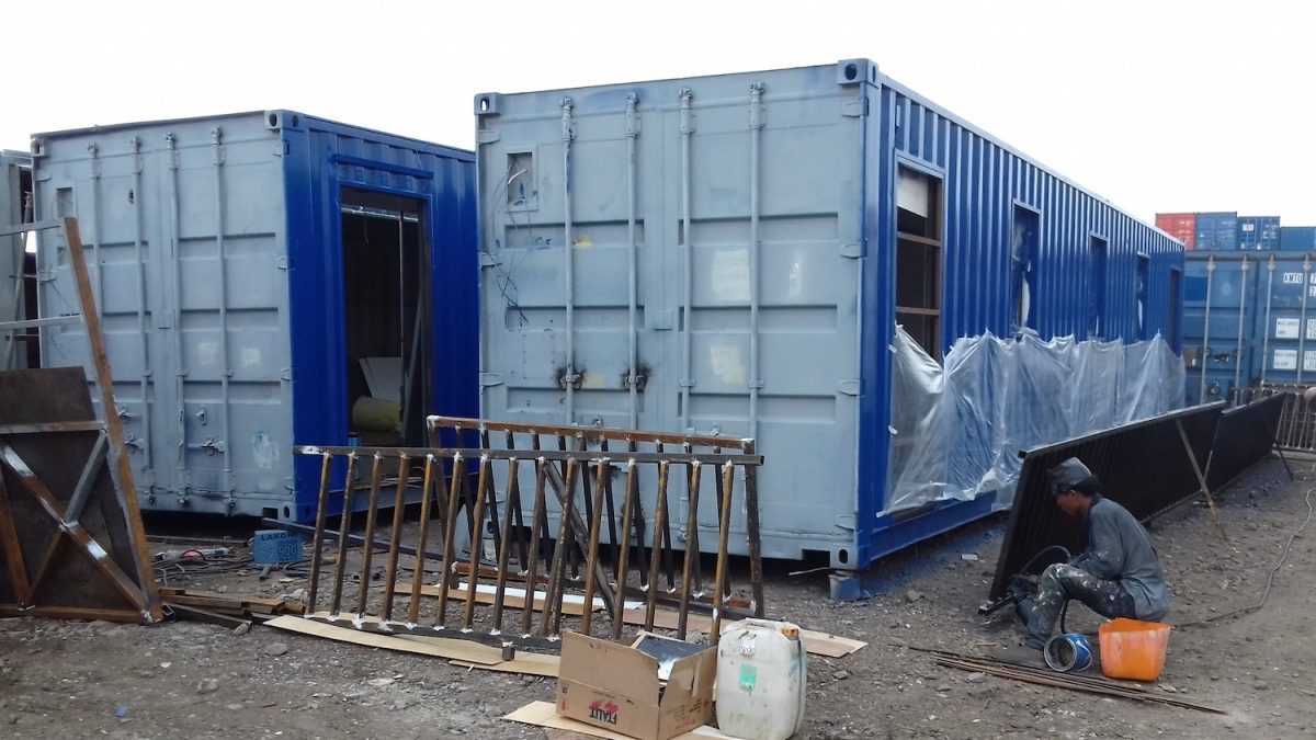 Mengapa Sewa Container Dry Lebih Efisien untuk Penyimpanan Anda
